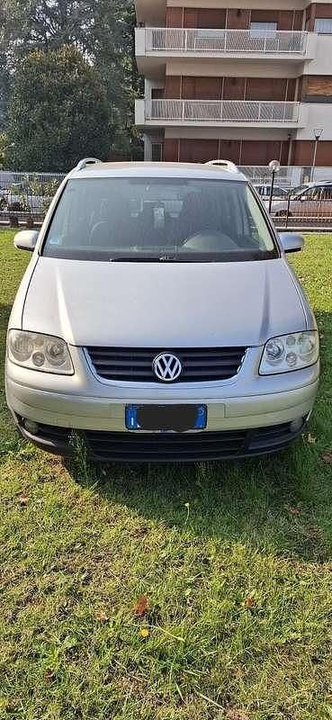 Usata VW Touran Trendline 136 CV (100 kW) 2004 Monovolume