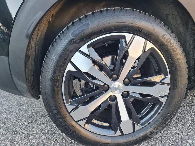 Usata Peugeot 3008 Allure 2021 Nero SUV