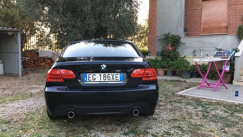 Usata BMW 325 M Sport 204 CV (150 kW) 2011 Coupé
