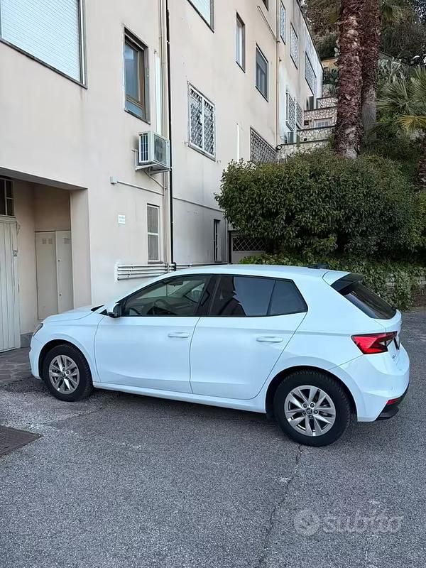 Usata Skoda Fabia 95 CV (69 kW) 2022 Bianco Utilitaria