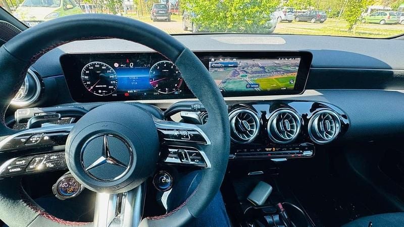 Usata Mercedes A45 AMG AMG 430 CV (316 kW) 2024 Grigio Berlina