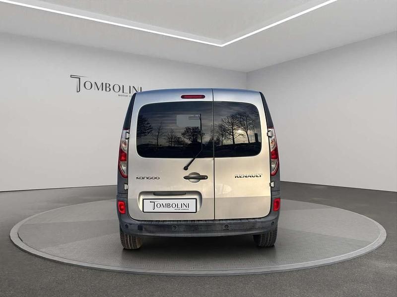Usata Renault Kangoo SE 110 CV (80 kW) 2016 Grigio Monovolume