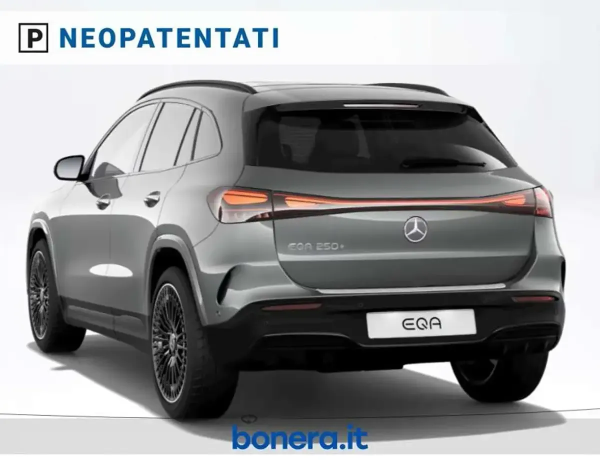 Nuova Mercedes EQA250+ Advanced Plus 139 kW (190 CV) 2026 Grigio montagna SUV