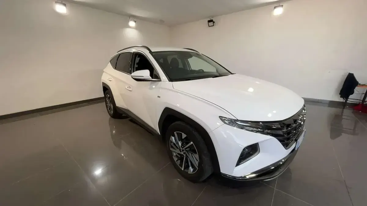 Usata Hyundai Tucson 137 CV (100 kW) 2024 Atlas white SUV