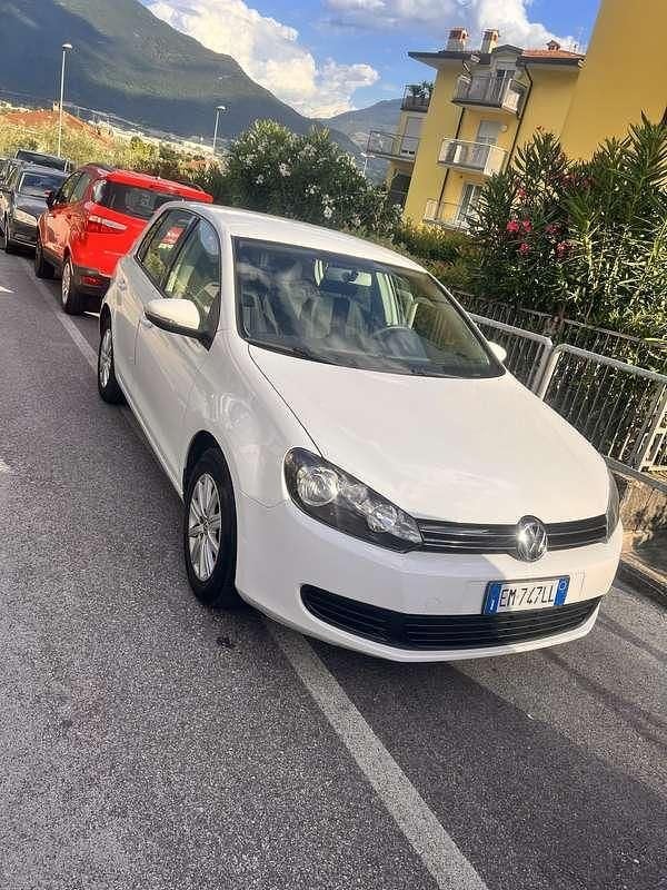 Usata VW Golf VII Move 105 CV (77 kW) 2012 Bianco Berlina