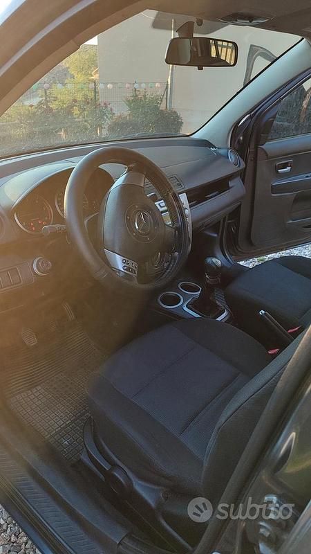 Usata Mazda 2 68 CV (50 kW) 2006 Grigio Berlina