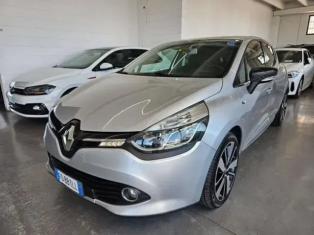 Usata Renault Clio 89 CV (65 kW) 2016 Argento