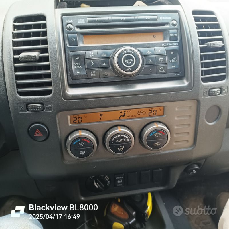 Usata Nissan Navara 171 CV (125 kW) 2008 Nero Pick-up