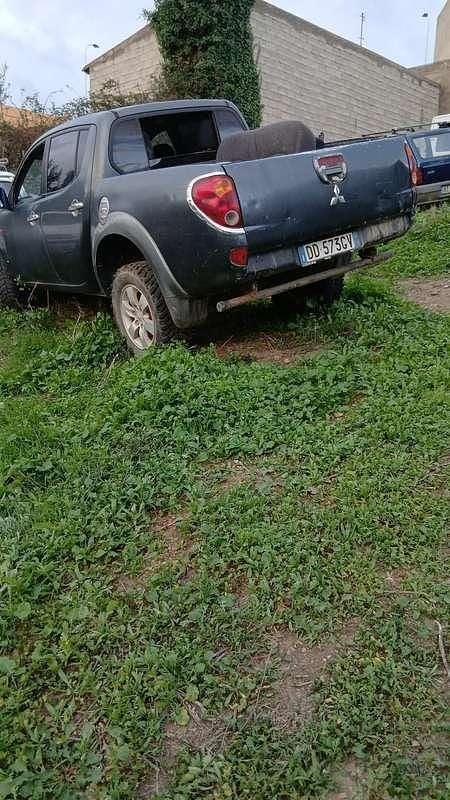 Usata Mitsubishi L200 Intense 136 CV (100 kW) 2006 Pick-up