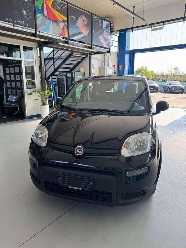 Usado Fiat Panda Cross Cross 69 CV (50 kW) 2023 Negro Utilitario