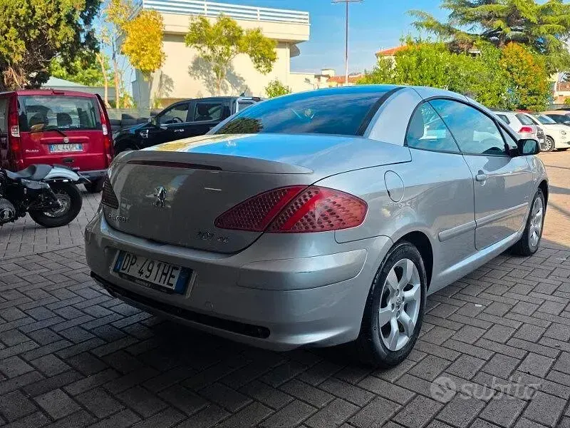 Usata Peugeot 307 CC 109 CV (80 kW) 2008 Cabrio