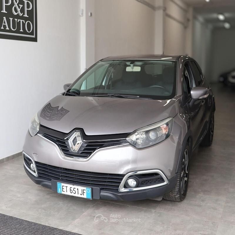 Usata Renault Captur 90 CV (66 kW) 2013 Marrone SUV