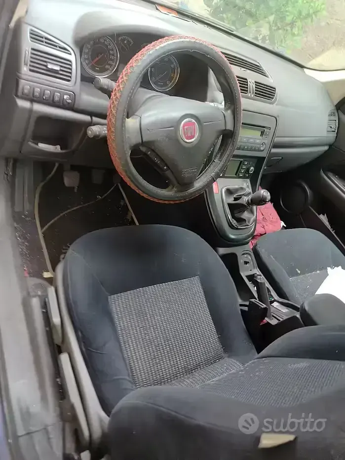 Usata Fiat Croma 150 CV (110 kW) 2011 Blu Station wagon