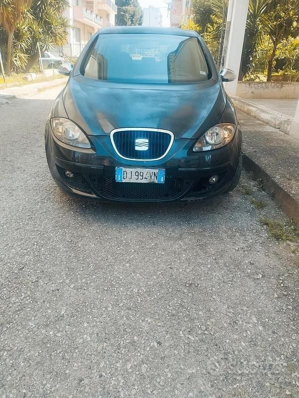 Usata Seat Altea 105 CV (77 kW) 2007 Nero Utilitaria