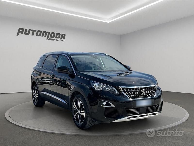 Usata Peugeot 5008 Active 131 CV (96 kW) 2020 Nero SUV