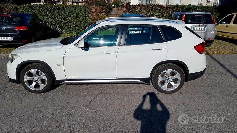 Usata BMW X1 143 CV (105 kW) 2010 Bianco SUV