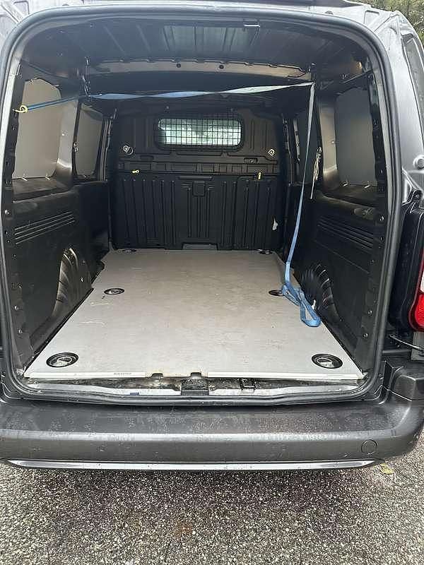 Usata Fiat Doblò 131 CV (96 kW) 2023 Monovolume