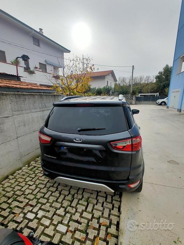 Usata Ford Ecosport 95 CV (69 kW) 2017 Grigio SUV