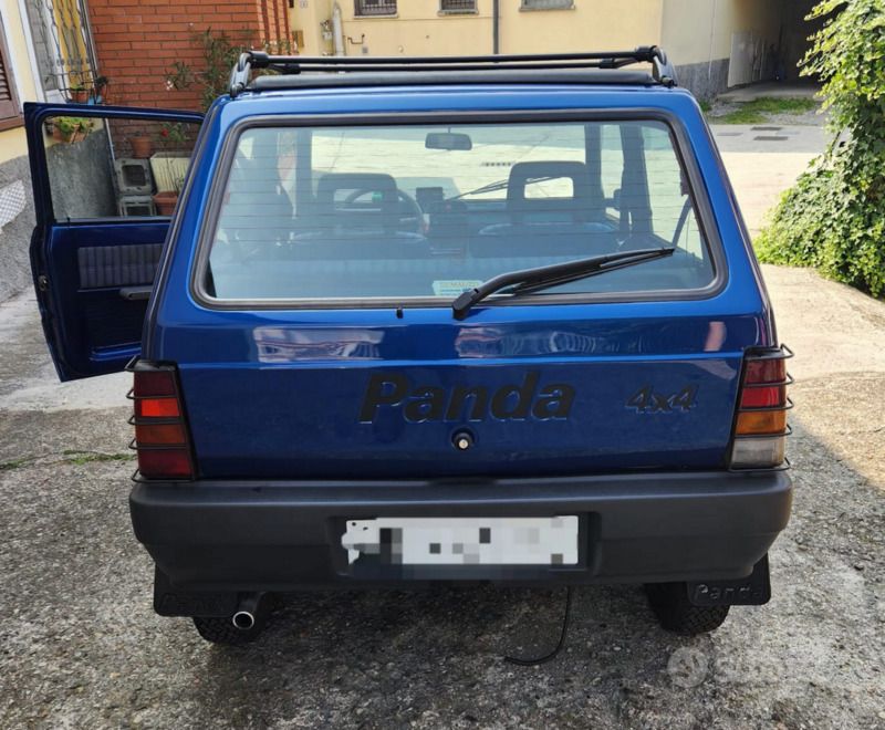 Usata Fiat Panda 4x4 Club 50 CV (36 kW) 1996 Blu Utilitaria