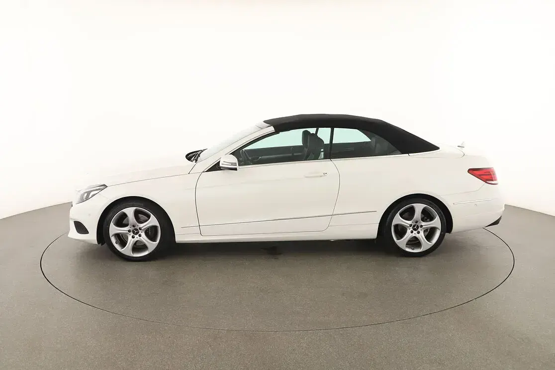 Usata Mercedes E220 Executive 170 CV (125 kW) 2015 Bianco Cabrio