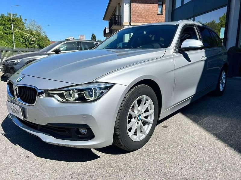 Usata BMW 316 Advantage 116 CV (85 kW) 2018 Argento Station wagon