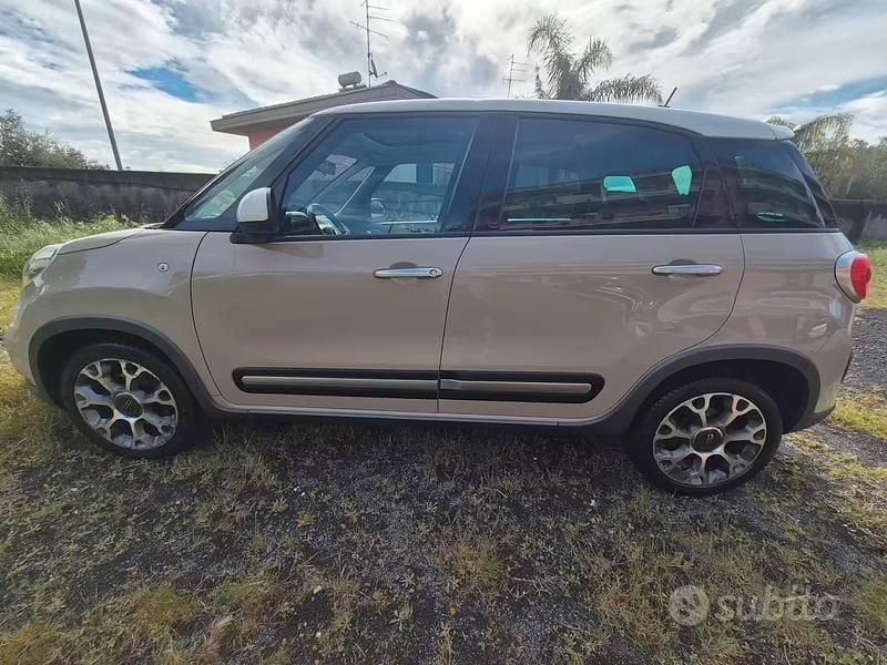 Usata Fiat 500L 104 CV (76 kW) 2014 Beige Monovolume
