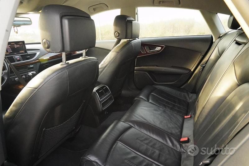 Usata Audi A7 245 CV (180 kW) 2010 Grigio Utilitaria
