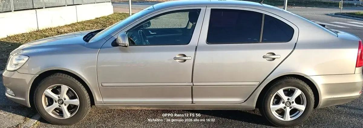 Usata Skoda Octavia 102 CV (75 kW) 2012 Grigio Berlina