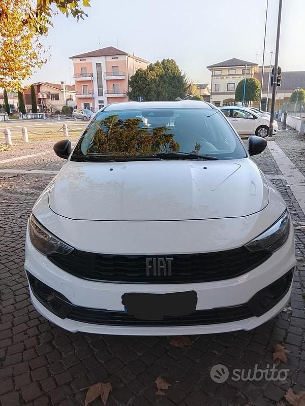 Usata Fiat Tipo 131 CV (96 kW) 2023 Bianco Station wagon