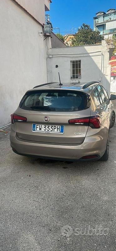 Usata Fiat Tipo Wagon 2019 Blu Station wagon