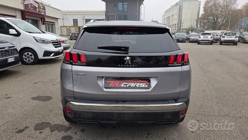 Usata Peugeot 3008 Allure 131 CV (96 kW) 2019 Grigio SUV