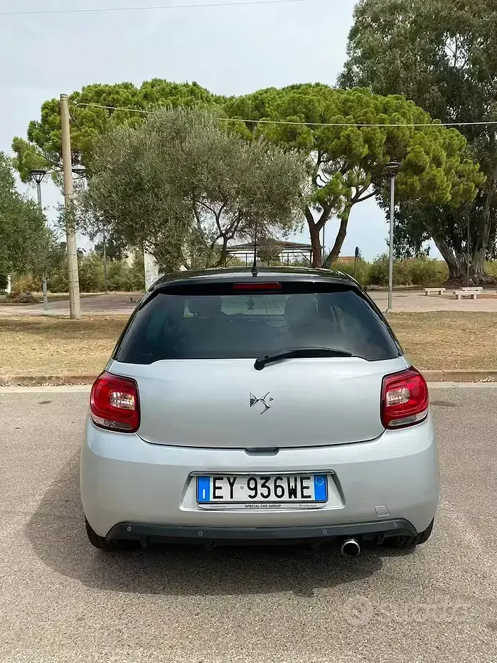Usata Citroën DS3 So Chic 82 CV (60 kW) 2015 Grigio Coupé