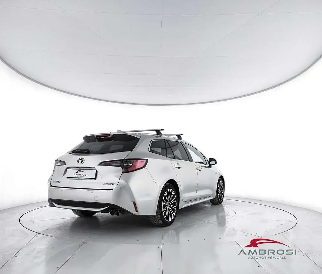 Usata Toyota Corolla Style 152 CV (111 kW) 2019 Grigio Station wagon