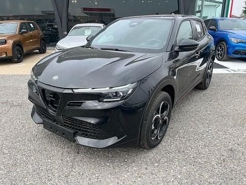 Nuova Alfa Romeo Junior Edizione Speciale 136 CV (100 kW) 2025 Nero SUV