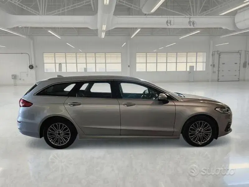 Usata Ford Mondeo Titanium 150 CV (110 kW) 2021 Grigio Station wagon