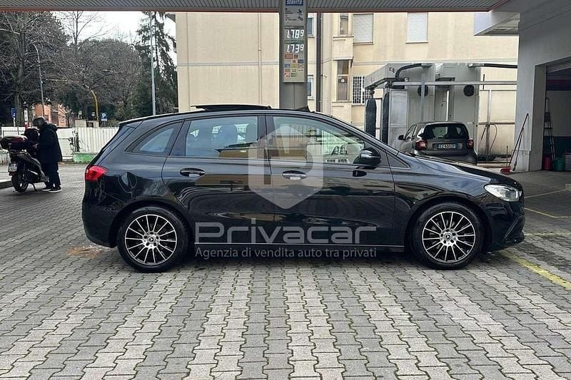 Usata Mercedes B180 Executive 116 CV (85 kW) 2019 Nero Monovolume