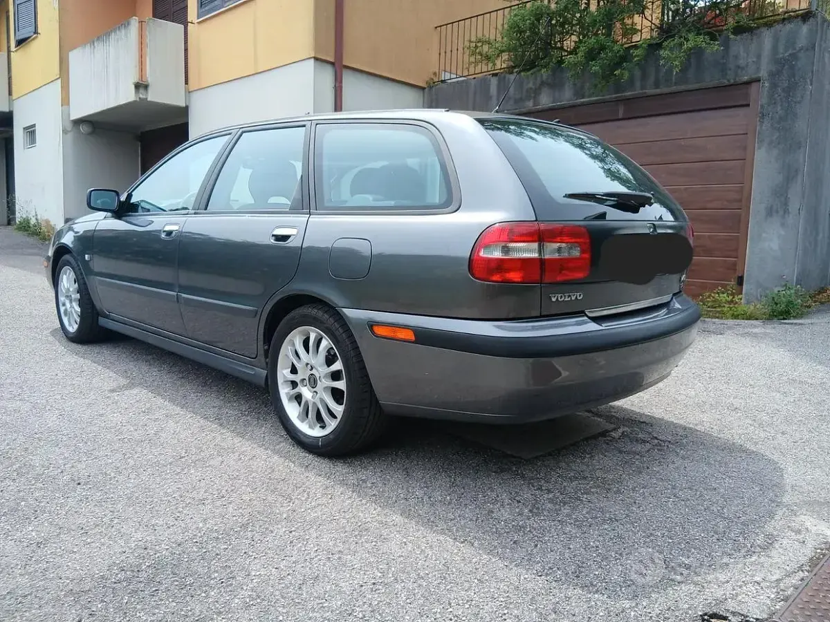 Usata Volvo V40 116 CV (85 kW) 2002 Station wagon