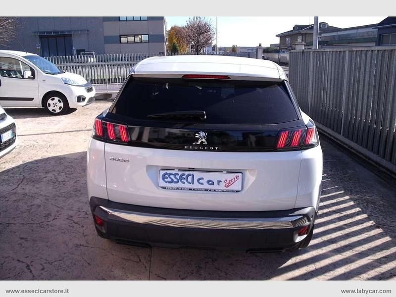 Usata Peugeot 3008 Allure 131 CV (96 kW) 2022 Bianco SUV