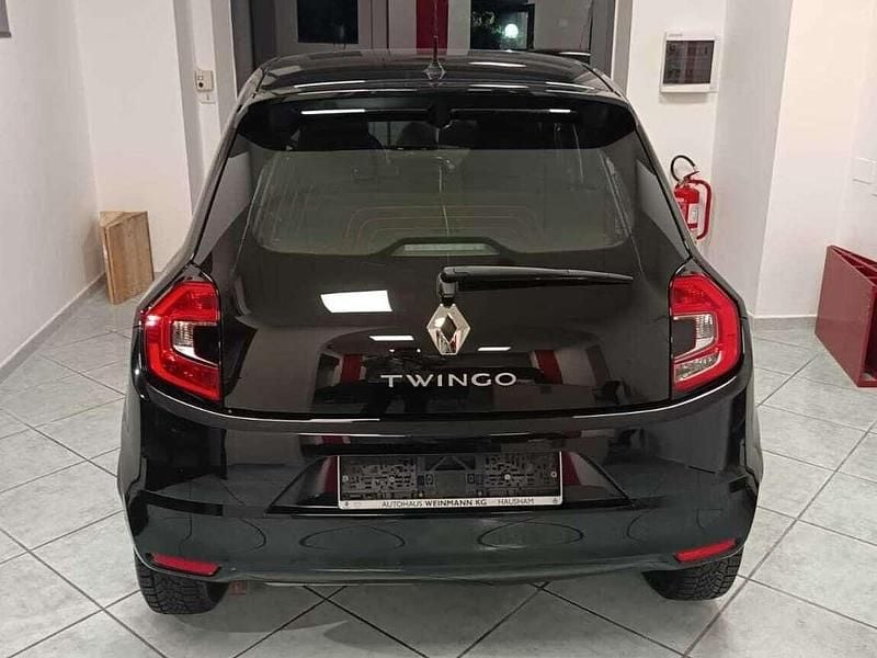 Usado Renault Twingo 71 HP (52 kW) 2022 Preto Citadino