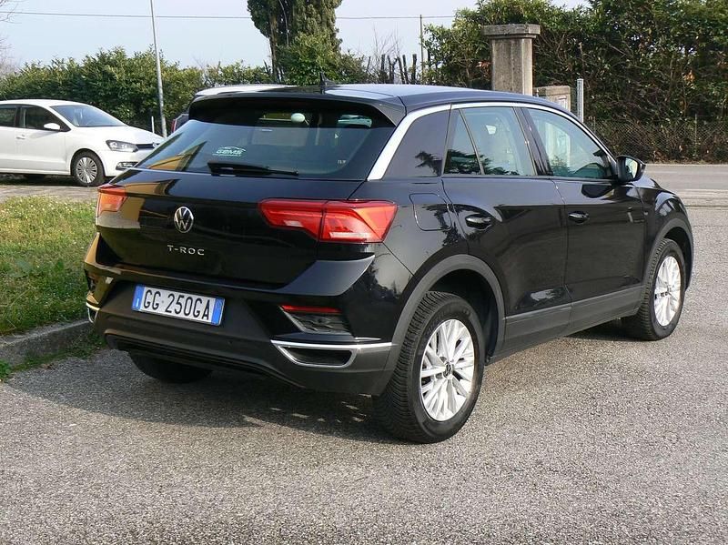 Usata VW T-Roc Business 150 CV (110 kW) 2021 Nero SUV