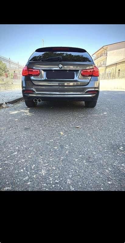 Usata BMW 320 Luxury Line 190 CV (139 kW) 2016 Station wagon