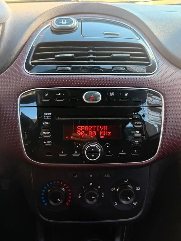 Usata Fiat Punto Evo Emotion 69 CV (50 kW) 2010 Nero Utilitaria