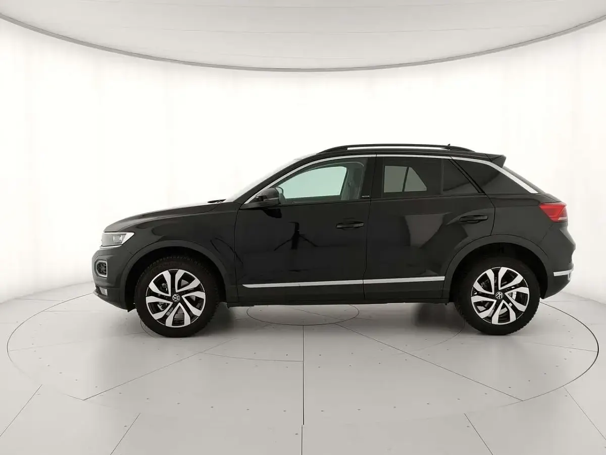 Usata VW T-Roc Style 116 CV (85 kW) 2021 2t deep black perlato SUV