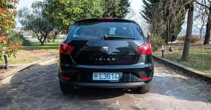 Käytetty Seat Ibiza Style 86 HP (63 kW) 2013 Musta Sedan