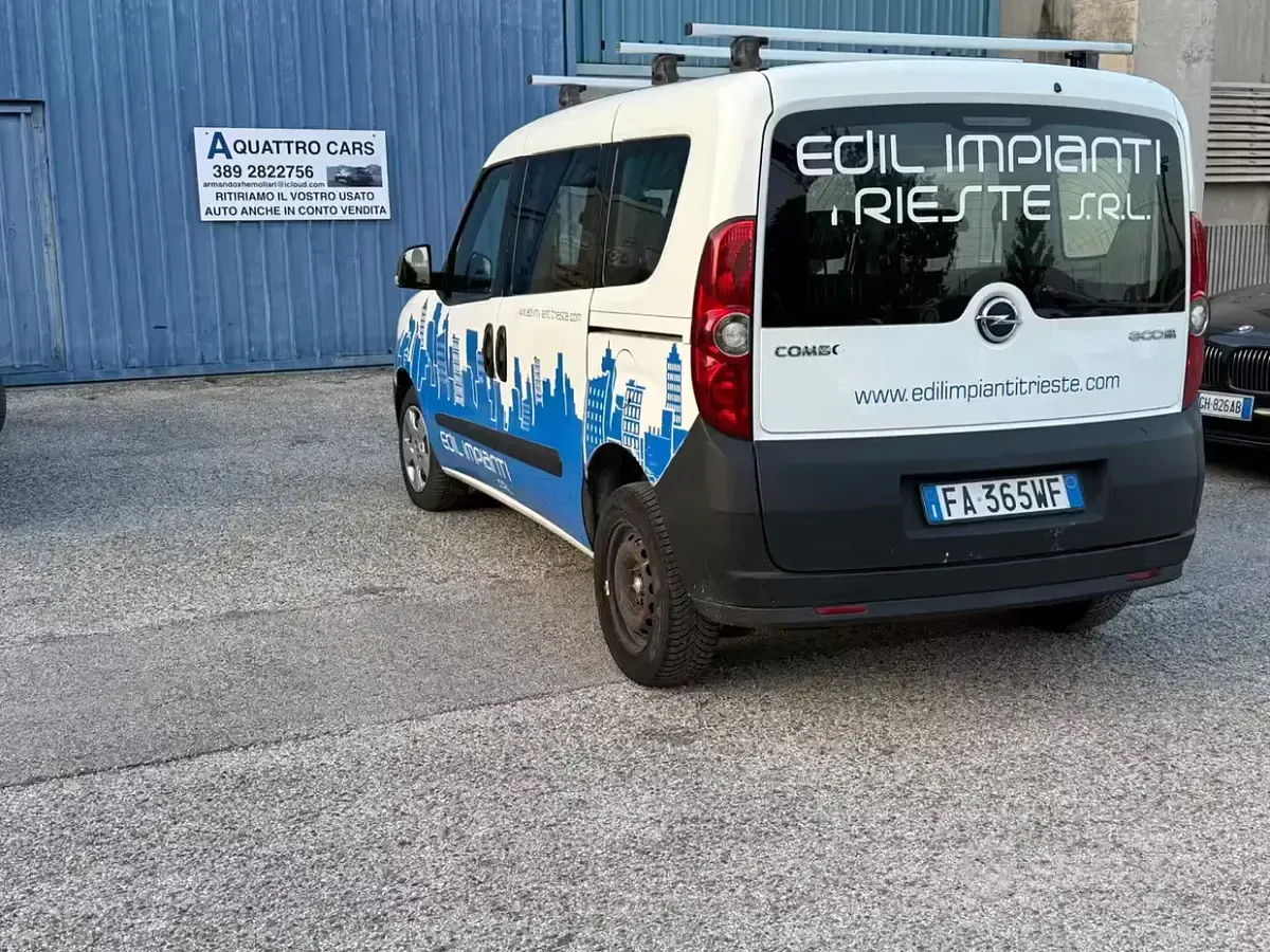 Begagnad Opel Combo 95 HK (69 kW) 2015 Vit Minibuss