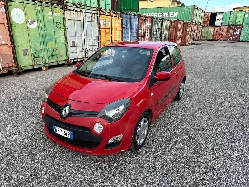 Usata Renault Twingo 75 CV (55 kW) 2014 Rosso Utilitaria