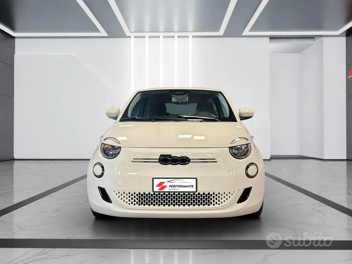 Occasion Fiat 500e Icon 42 kW (58 ch) 2022 Blanc Citadine
