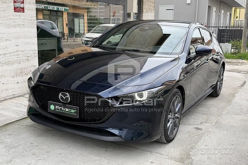Usata Mazda 3 Exceed 179 CV (131 kW) 2021 Blu Berlina