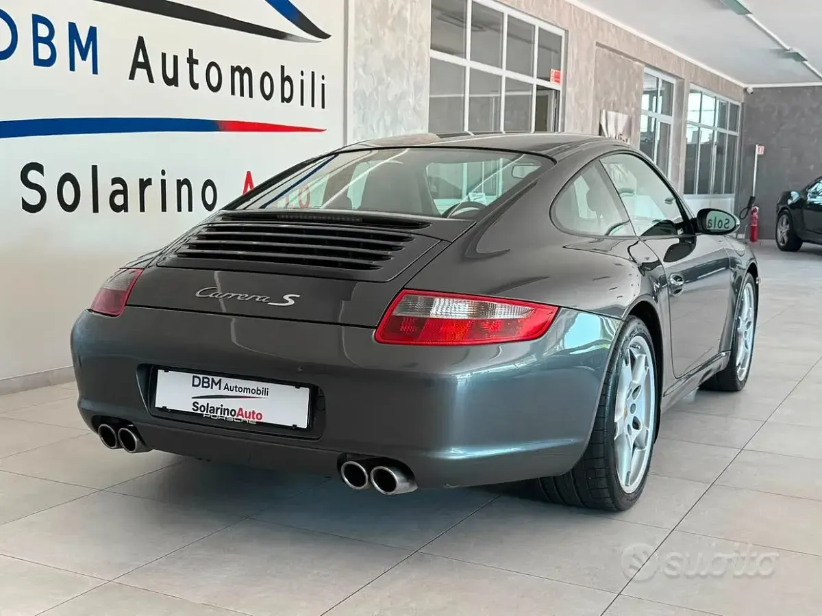 Usata Porsche 911 Carrera S 355 CV (261 kW) 2007 Grigio Coupé