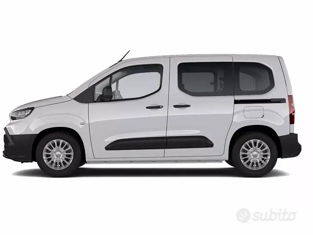 Nuova Toyota Proace Verso 144 CV (105 kW) 2025 Bianco Station wagon